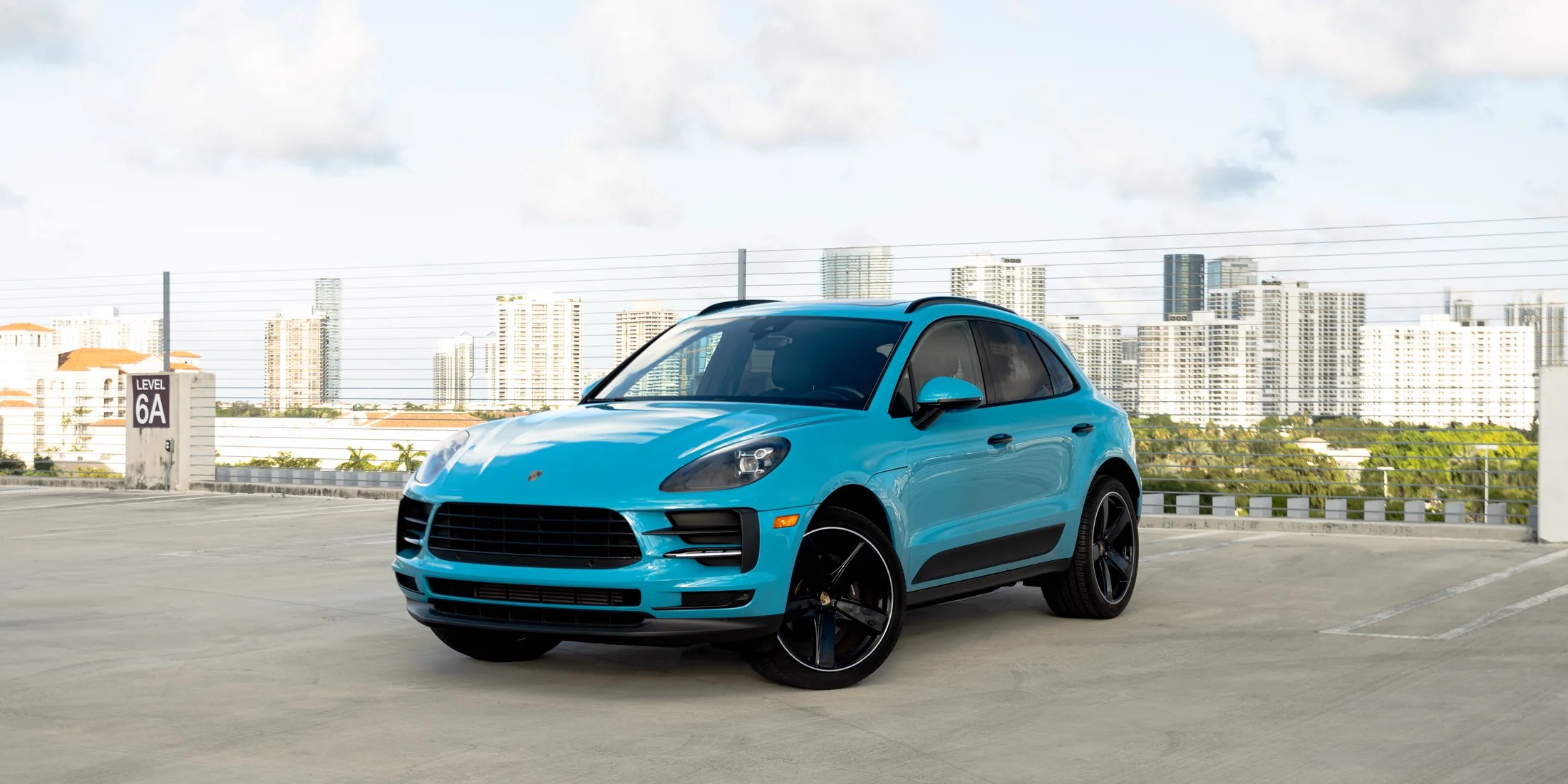 Porsche Macan Blue